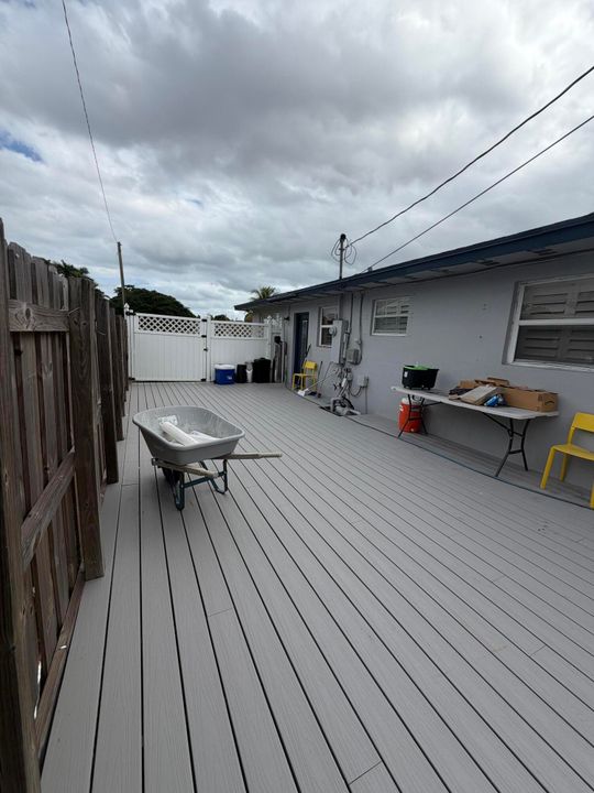 For Rent: $3,500 (4 beds, 2 baths, 1879 Square Feet)