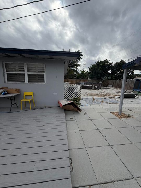 For Rent: $3,500 (4 beds, 2 baths, 1879 Square Feet)