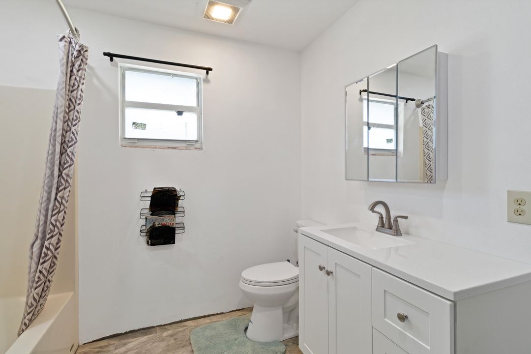 For Sale: $365,900 (3 beds, 2 baths, 1975 Square Feet)