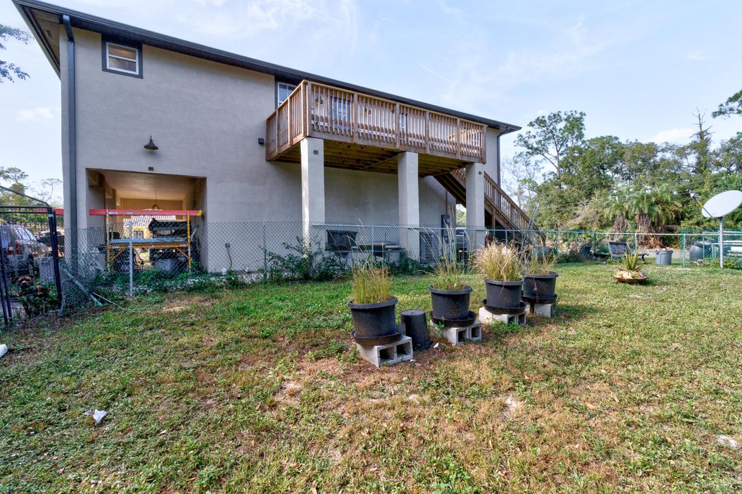 For Sale: $365,900 (3 beds, 2 baths, 1975 Square Feet)