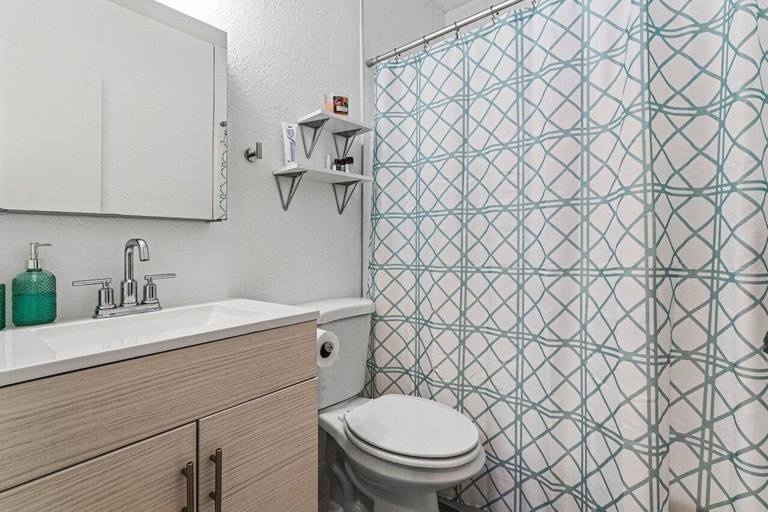 For Sale: $719,000 (3 beds, 2 baths, 1650 Square Feet)