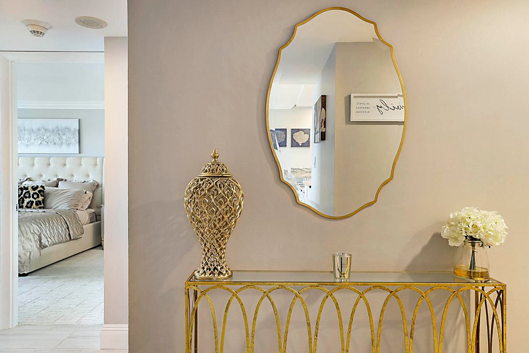 For Sale: $765,000 (2 beds, 2 baths, 1131 Square Feet)