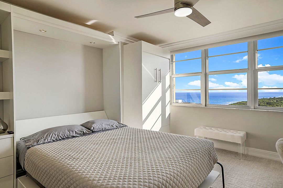 For Sale: $765,000 (2 beds, 2 baths, 1131 Square Feet)