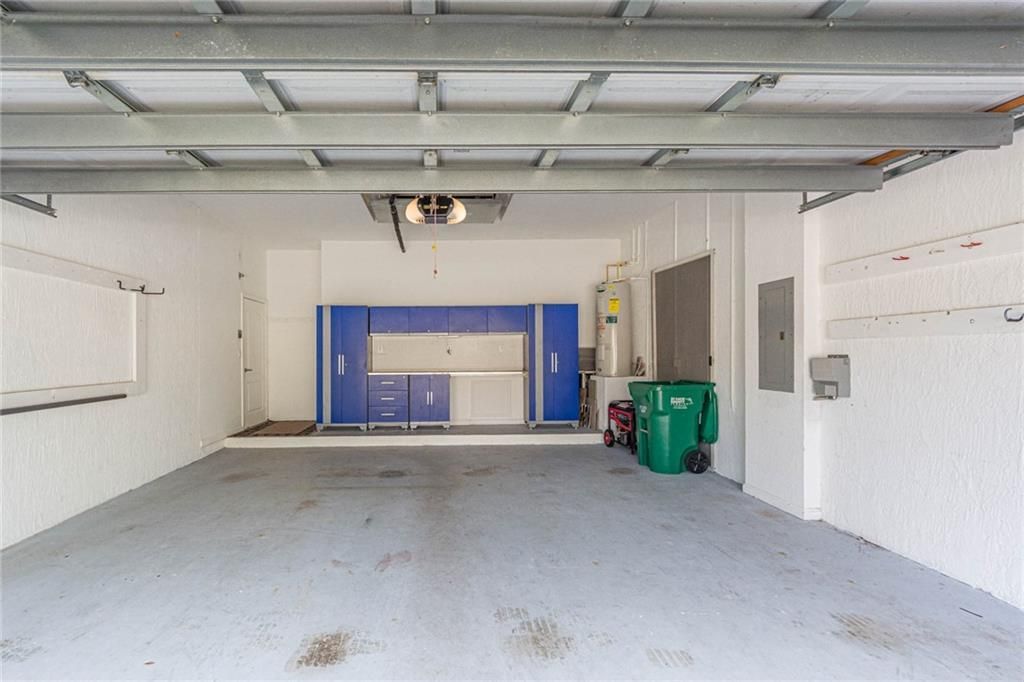 For Rent: $2,800 (3 beds, 2 baths, 1766 Square Feet)