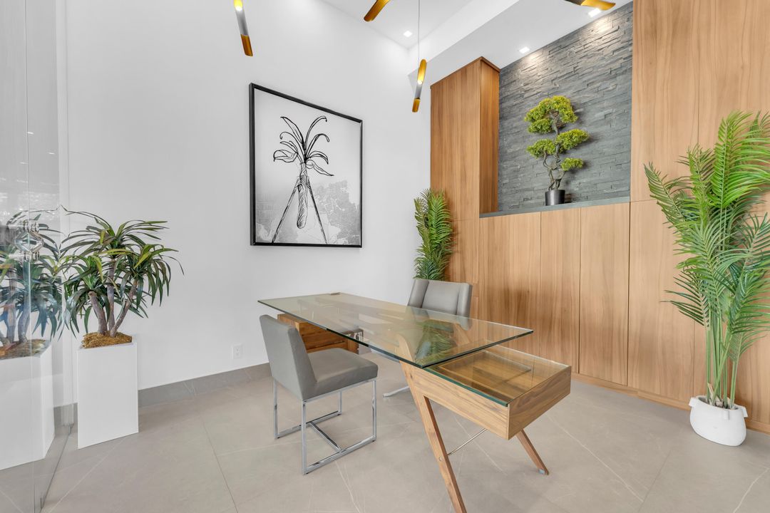 For Sale: $5,250,000 (5 beds, 5 baths, 5708 Square Feet)