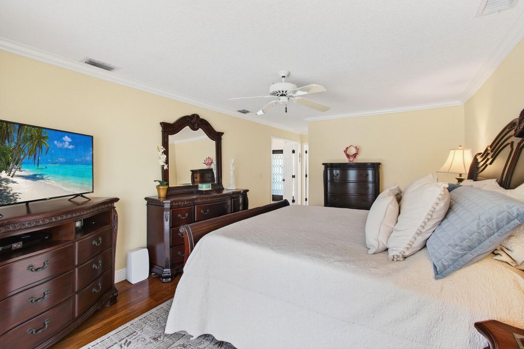 Active With Contract: $989,900 (4 beds, 2 baths, 2459 Square Feet)