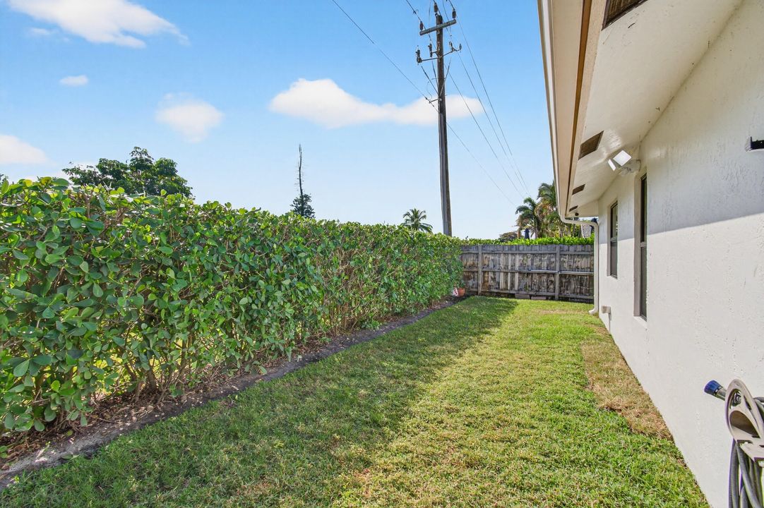 Active With Contract: $989,900 (4 beds, 2 baths, 2459 Square Feet)