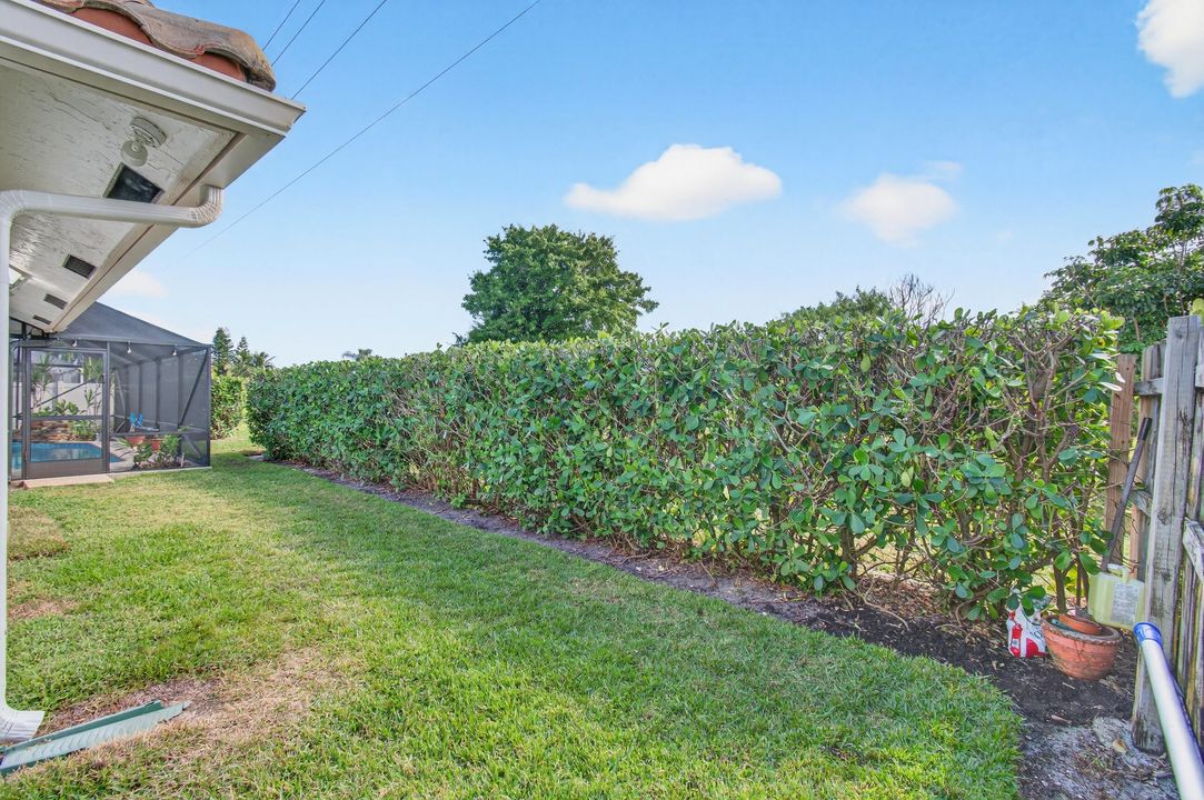 Active With Contract: $989,900 (4 beds, 2 baths, 2459 Square Feet)