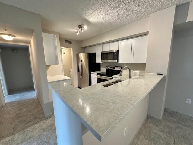 В аренду: $2,650 (3 спален, 2 ванн, 1276 Квадратных фут)