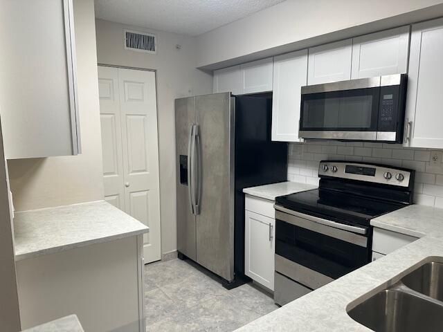 В аренду: $2,650 (3 спален, 2 ванн, 1276 Квадратных фут)