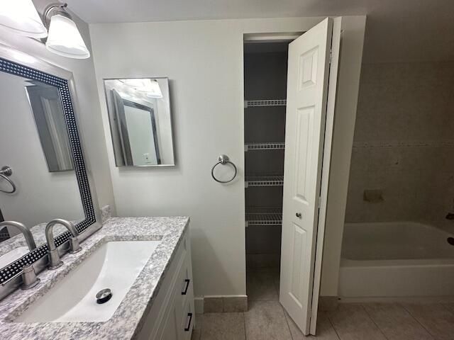 В аренду: $2,650 (3 спален, 2 ванн, 1276 Квадратных фут)