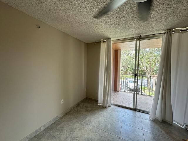 В аренду: $2,650 (3 спален, 2 ванн, 1276 Квадратных фут)