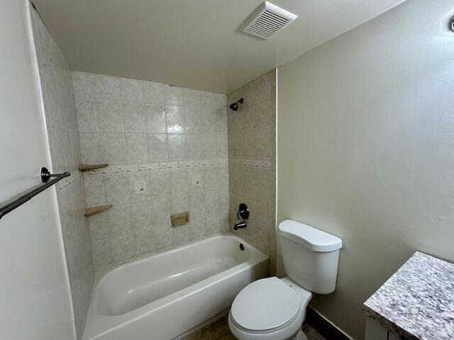 В аренду: $2,650 (3 спален, 2 ванн, 1276 Квадратных фут)