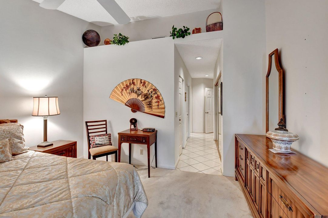 For Sale: $315,000 (2 beds, 2 baths, 1657 Square Feet)