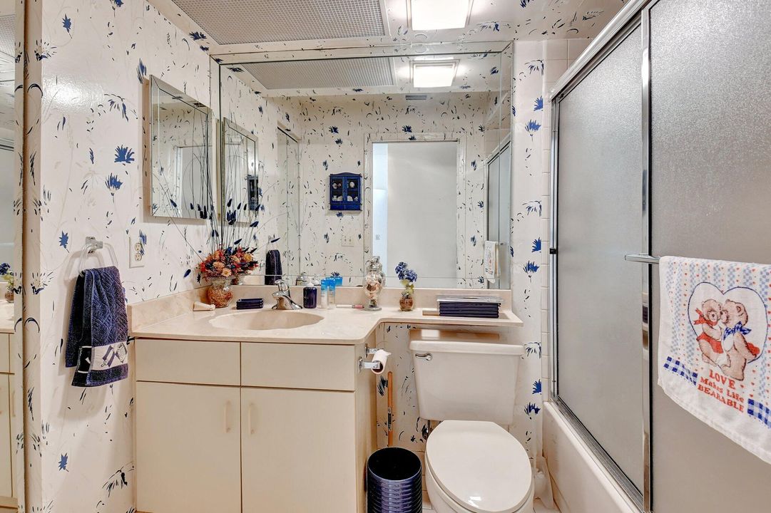 For Sale: $315,000 (2 beds, 2 baths, 1657 Square Feet)