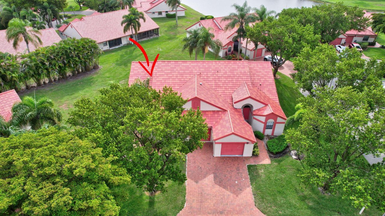 For Sale: $315,000 (2 beds, 2 baths, 1657 Square Feet)