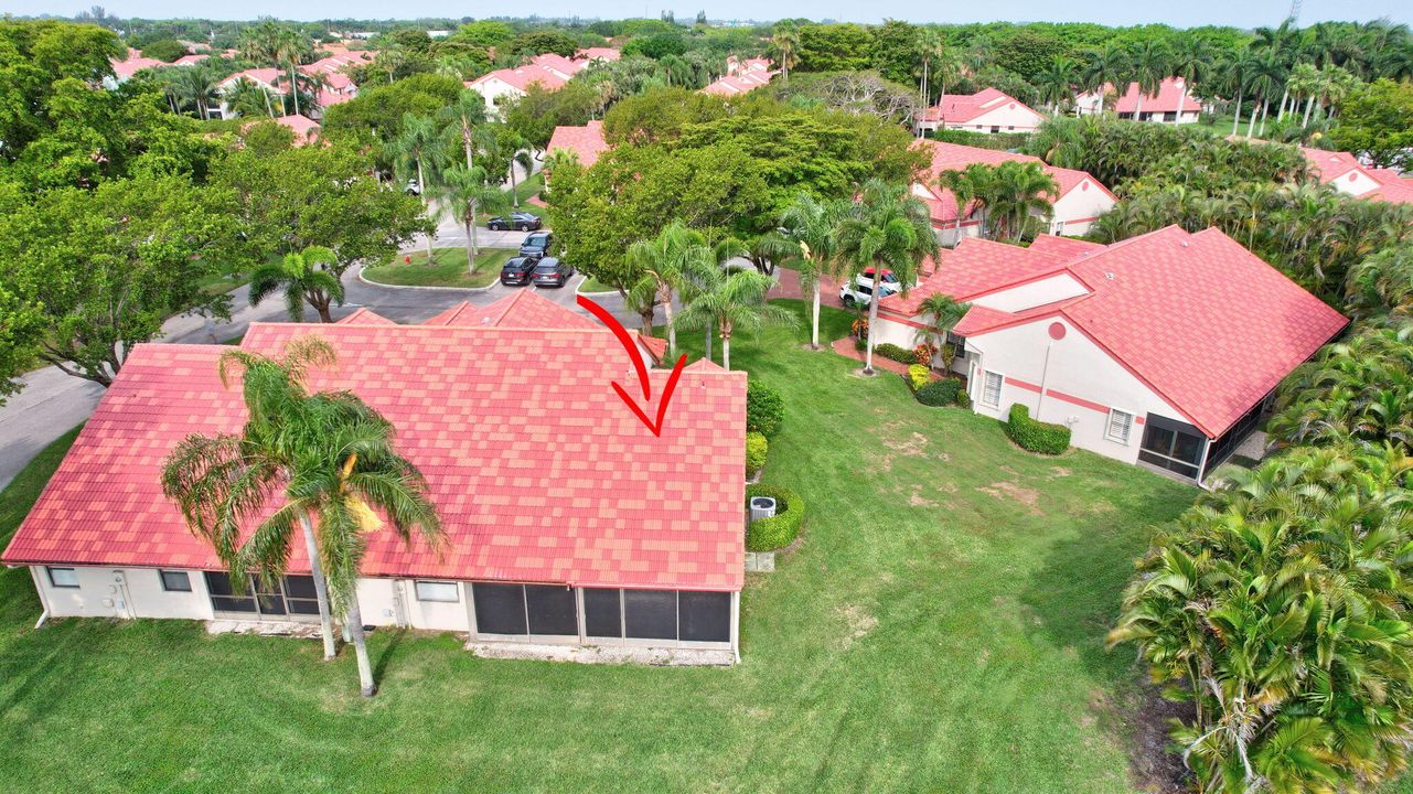 For Sale: $315,000 (2 beds, 2 baths, 1657 Square Feet)