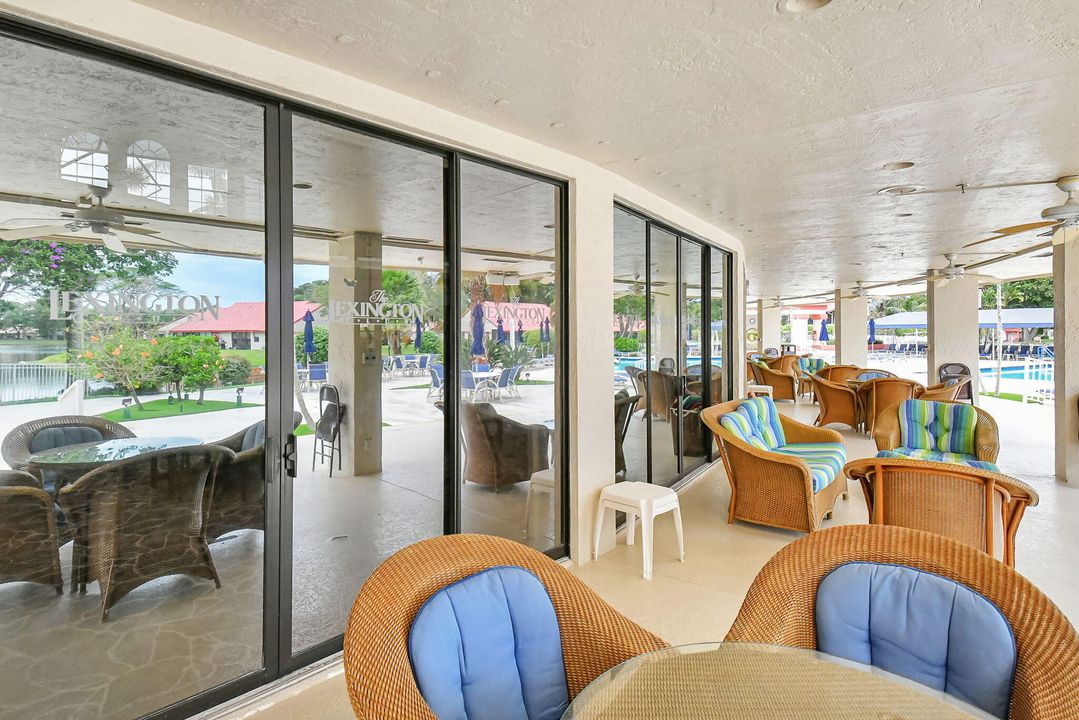 For Sale: $315,000 (2 beds, 2 baths, 1657 Square Feet)