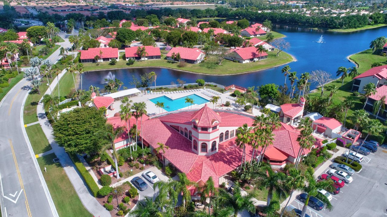 For Sale: $315,000 (2 beds, 2 baths, 1657 Square Feet)