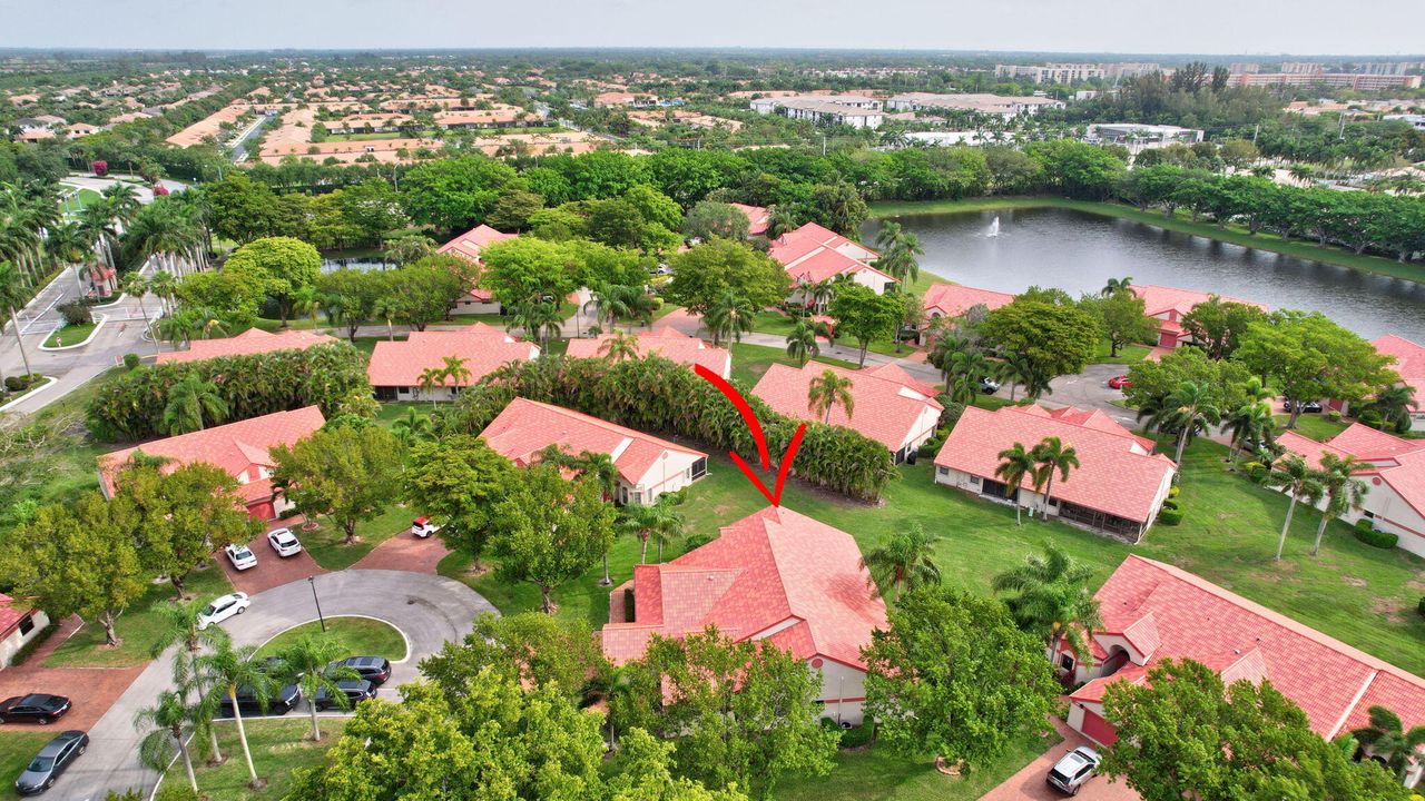 For Sale: $315,000 (2 beds, 2 baths, 1657 Square Feet)