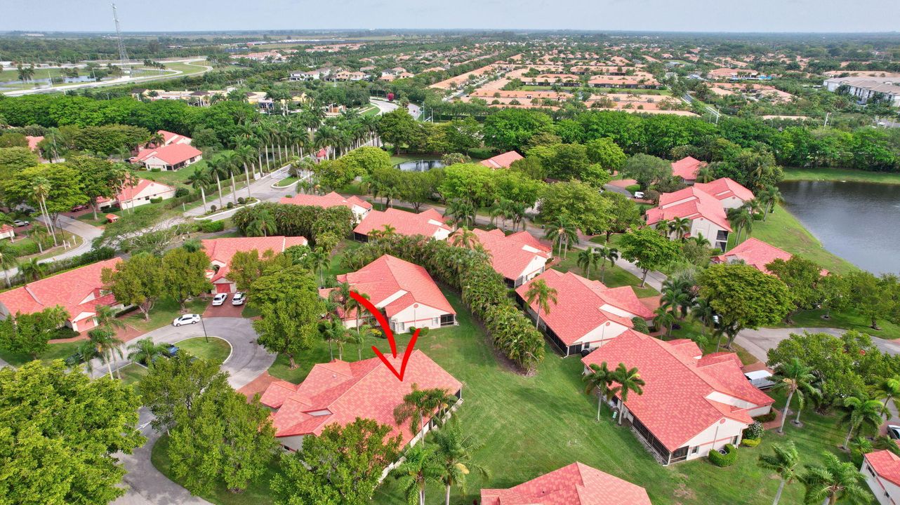 For Sale: $315,000 (2 beds, 2 baths, 1657 Square Feet)