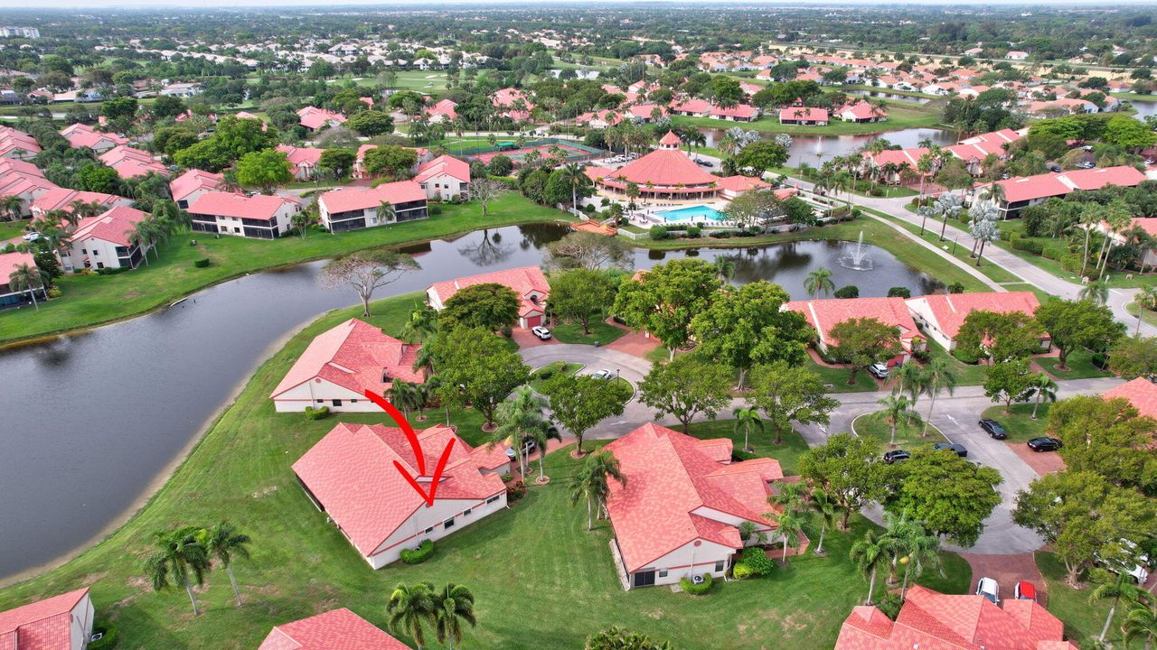 For Sale: $315,000 (2 beds, 2 baths, 1657 Square Feet)