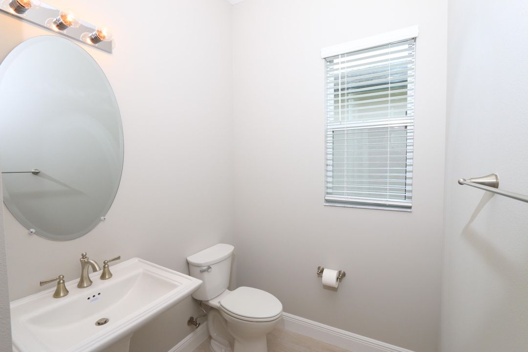 For Rent: $3,750 (3 beds, 3 baths, 2563 Square Feet)