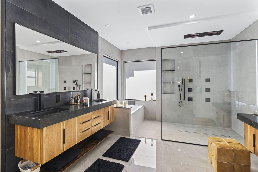 For Sale: $1,399,900 (4 beds, 3 baths, 3085 Square Feet)