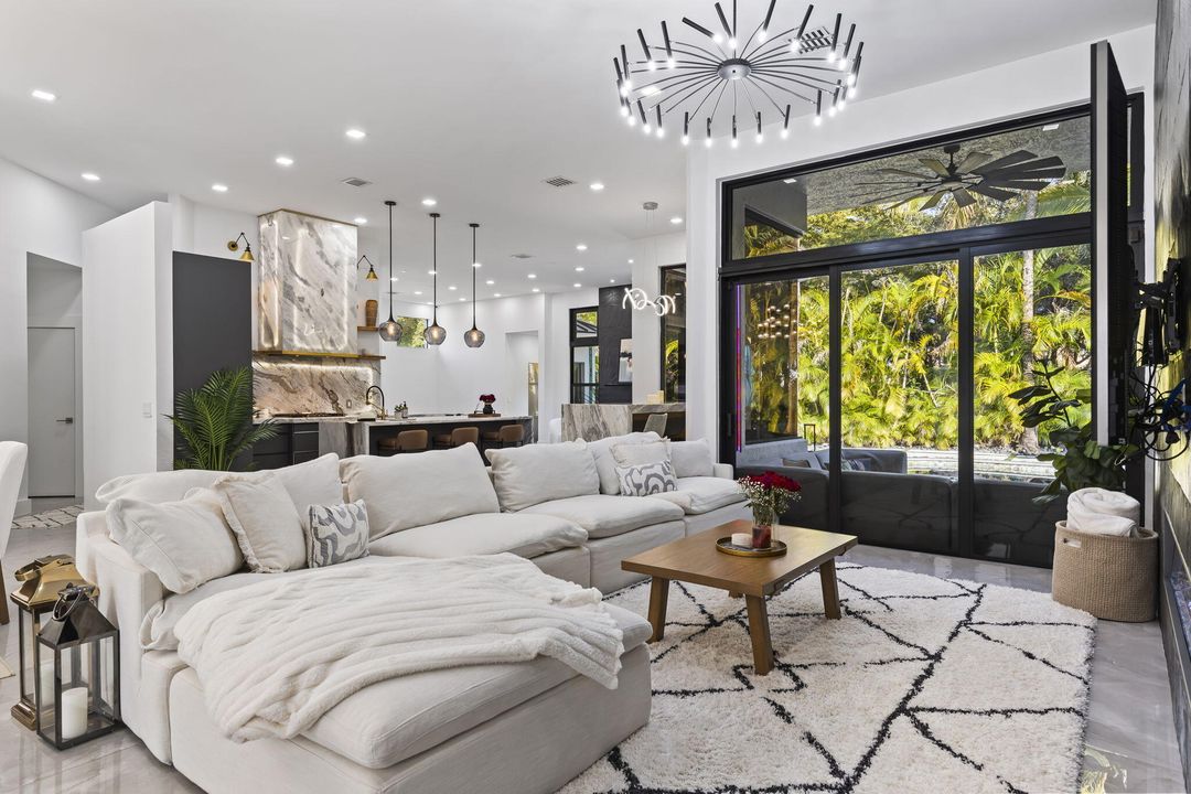 For Sale: $1,399,900 (4 beds, 3 baths, 3085 Square Feet)