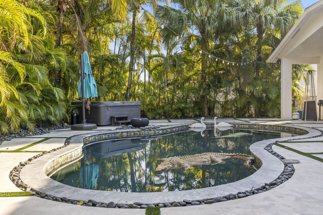 For Sale: $1,399,900 (4 beds, 3 baths, 3085 Square Feet)