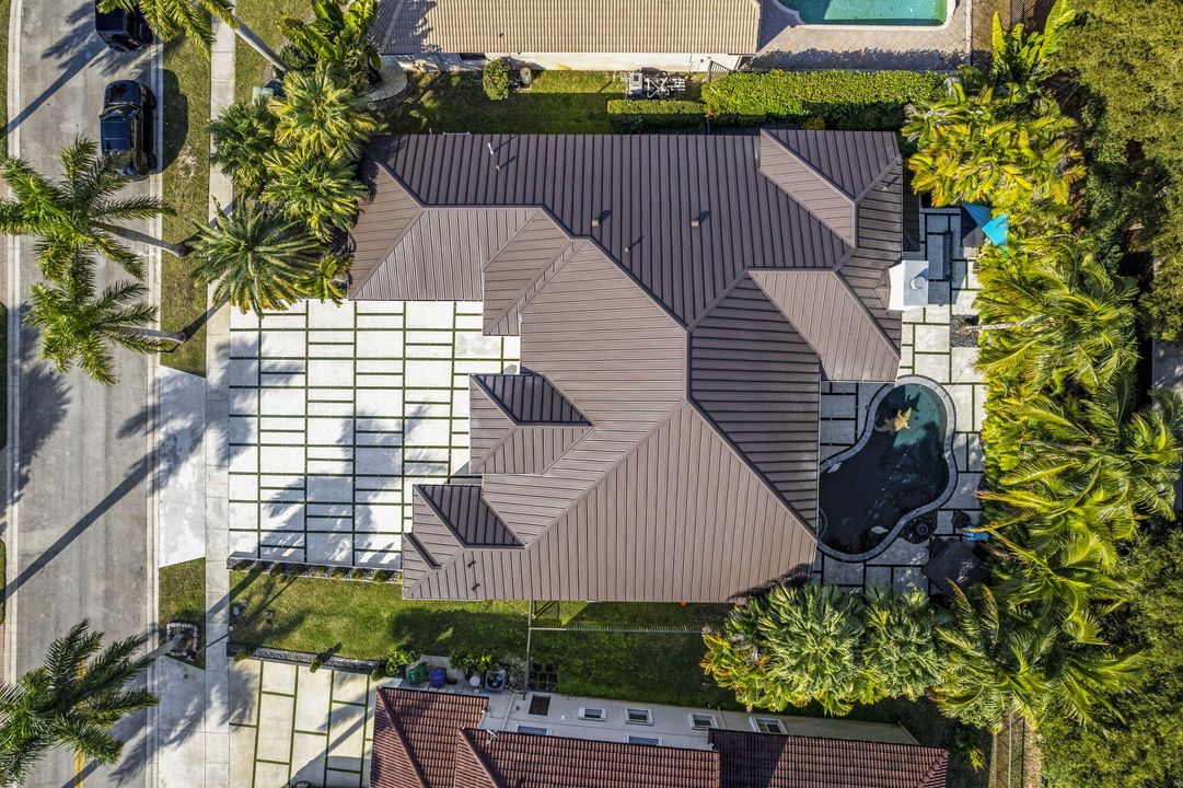 For Sale: $1,399,900 (4 beds, 3 baths, 3085 Square Feet)