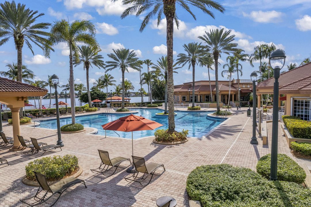 For Sale: $1,399,900 (4 beds, 3 baths, 3085 Square Feet)