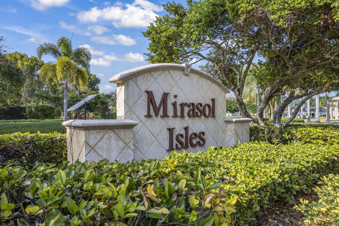 For Sale: $1,399,900 (4 beds, 3 baths, 3085 Square Feet)