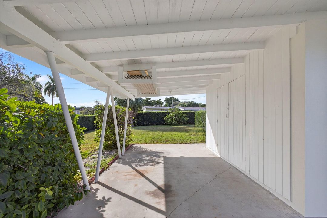 For Sale: $529,000 (3 beds, 2 baths, 1225 Square Feet)