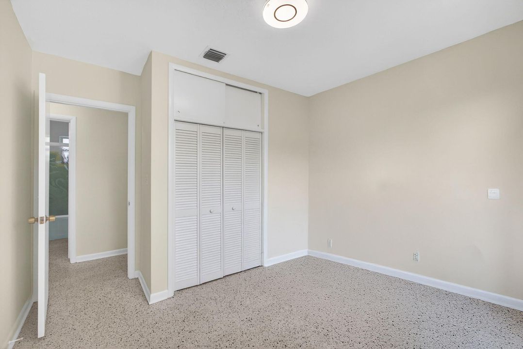 For Sale: $529,000 (3 beds, 2 baths, 1225 Square Feet)