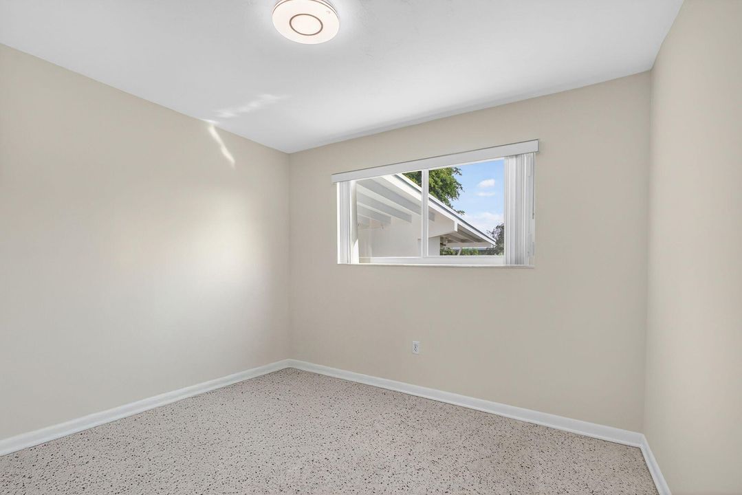 For Sale: $529,000 (3 beds, 2 baths, 1225 Square Feet)