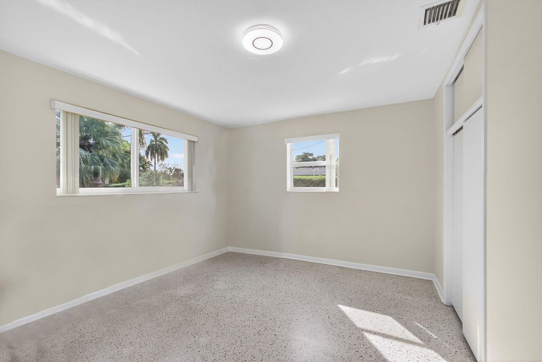 For Sale: $529,000 (3 beds, 2 baths, 1225 Square Feet)