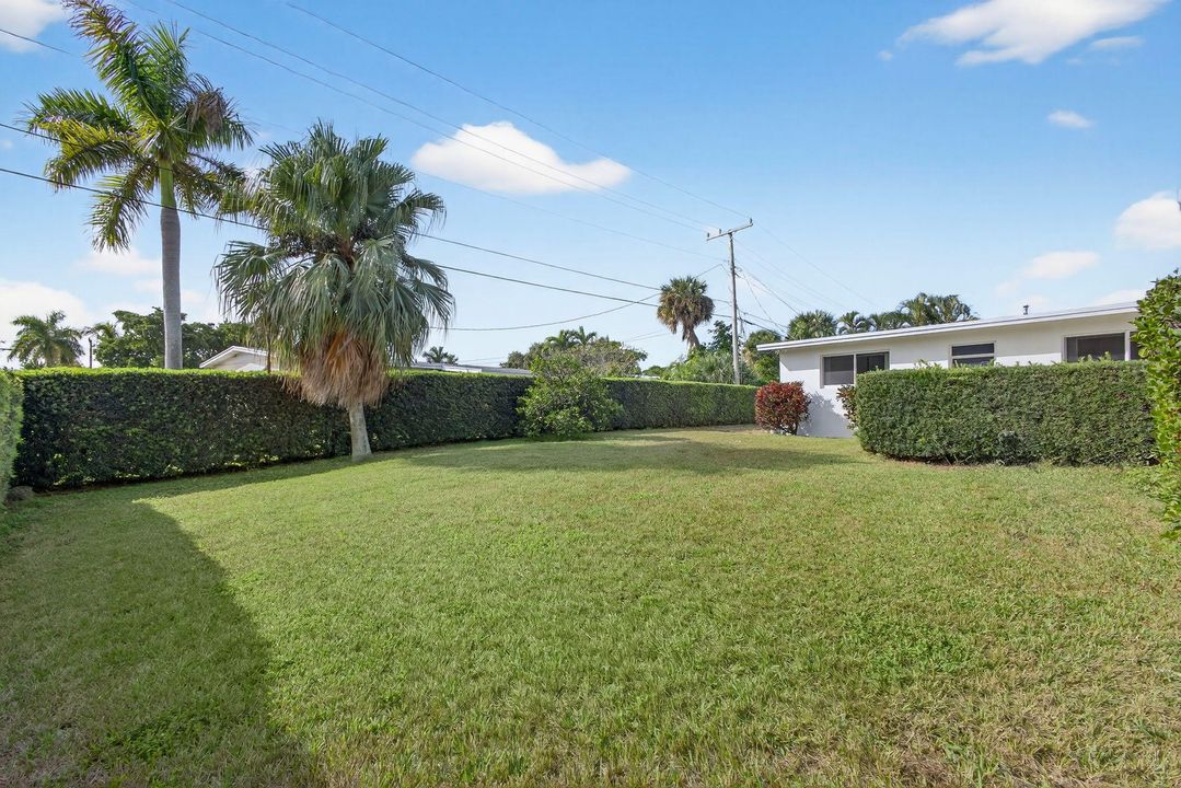 For Sale: $529,000 (3 beds, 2 baths, 1225 Square Feet)