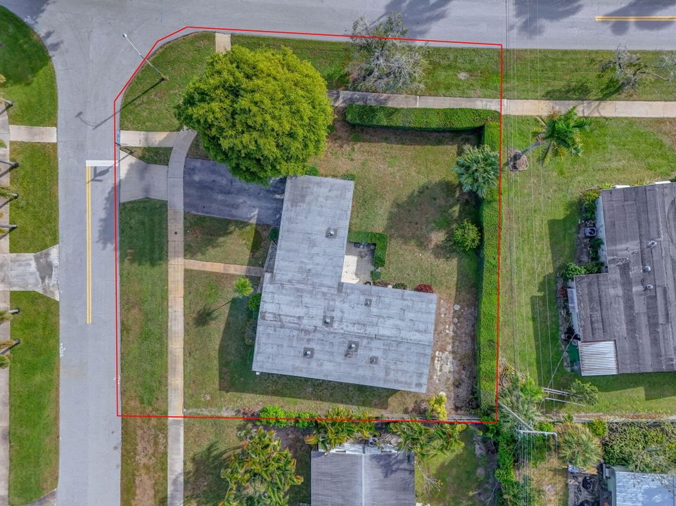 For Sale: $529,000 (3 beds, 2 baths, 1225 Square Feet)