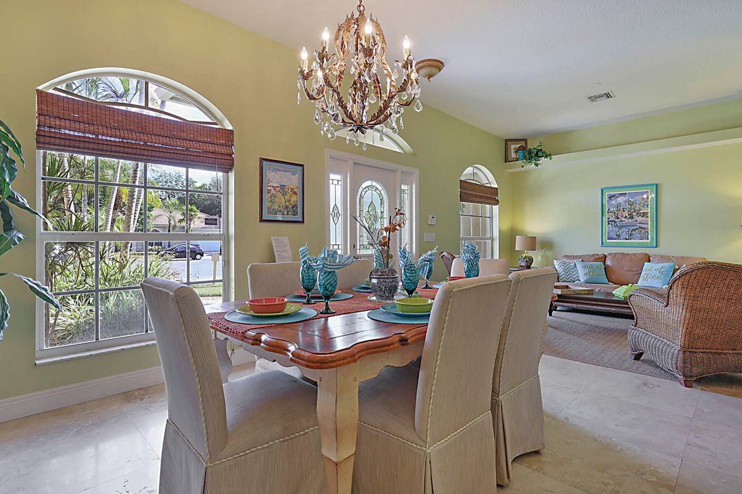 For Rent: $9,000 (4 beds, 2 baths, 2053 Square Feet)