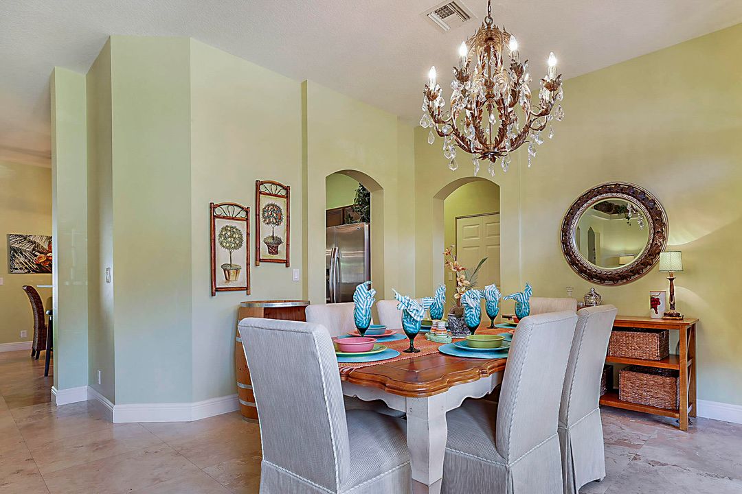 For Rent: $9,000 (4 beds, 2 baths, 2053 Square Feet)