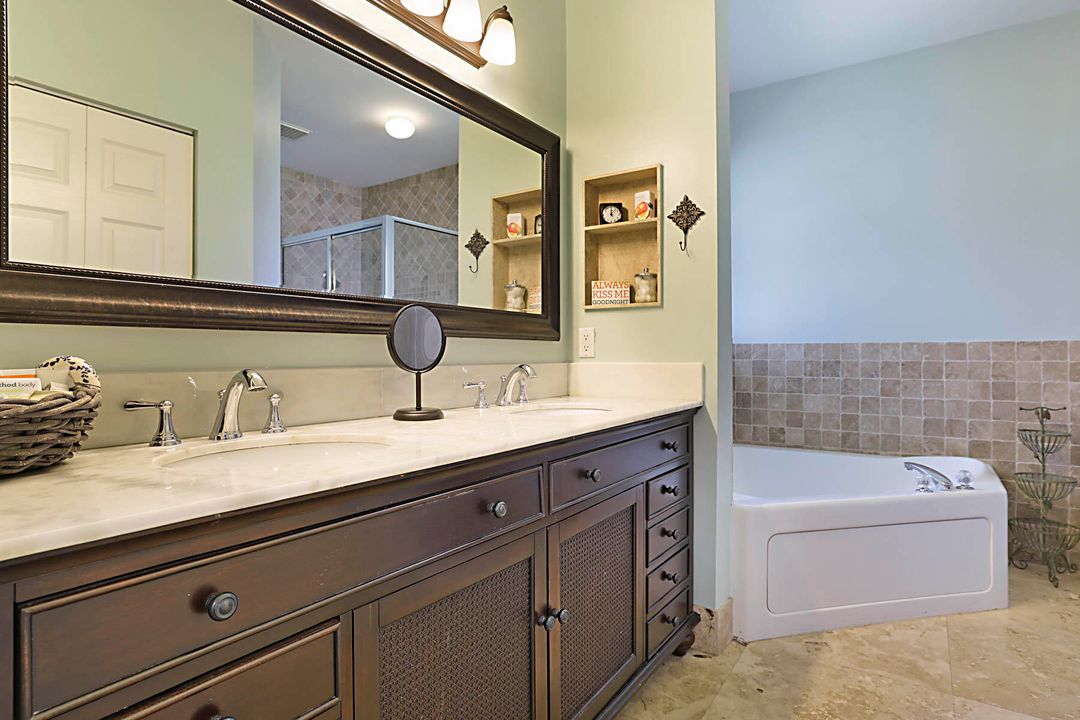 For Rent: $9,000 (4 beds, 2 baths, 2053 Square Feet)