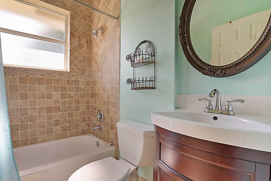 For Rent: $9,000 (4 beds, 2 baths, 2053 Square Feet)