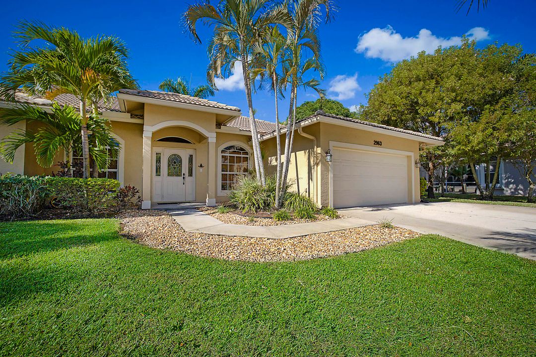 For Rent: $9,000 (4 beds, 2 baths, 2053 Square Feet)