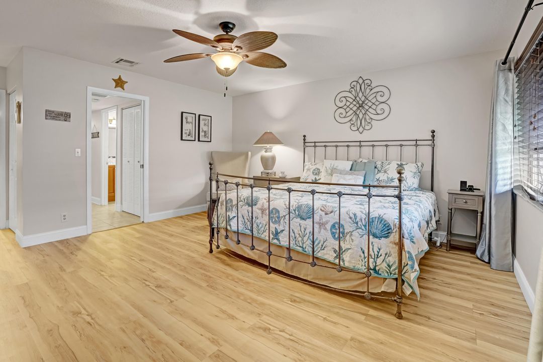 For Sale: $185,000 (1 beds, 2 baths, 1052 Square Feet)