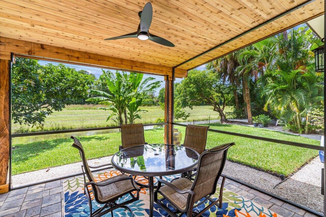 For Rent: $7,000 (2 beds, 2 baths, 1005 Square Feet)