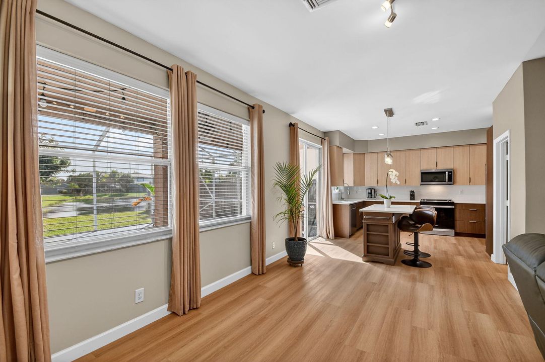 For Sale: $539,000 (3 beds, 2 baths, 1500 Square Feet)