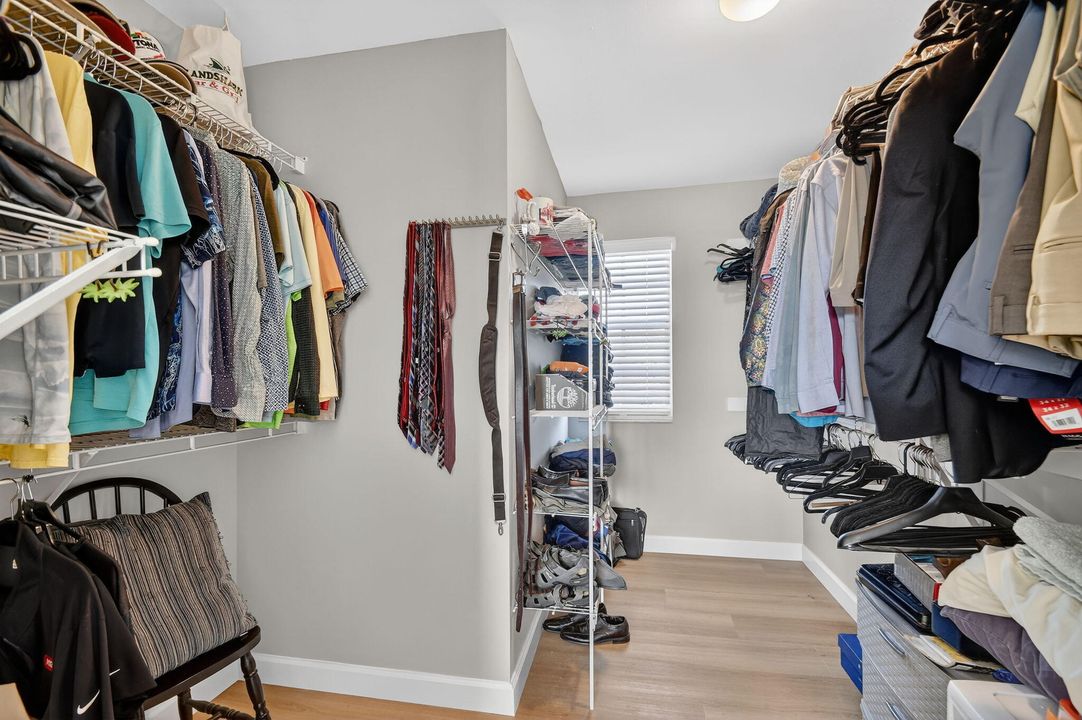 For Sale: $539,000 (3 beds, 2 baths, 1500 Square Feet)