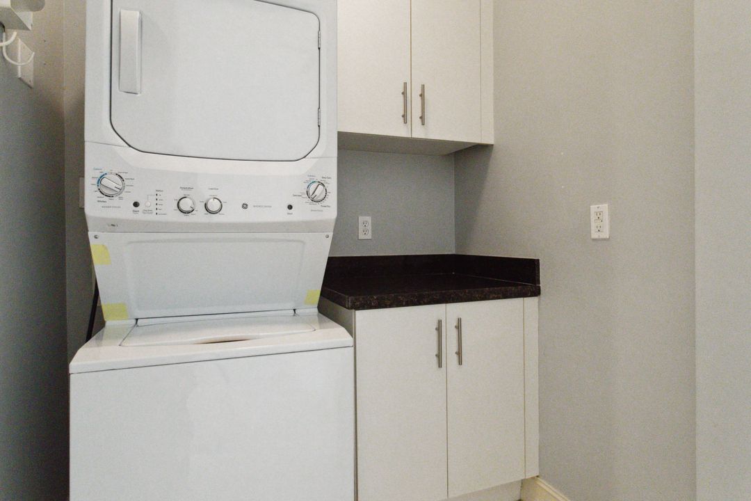 For Rent: $4,750 (2 beds, 2 baths, 1307 Square Feet)