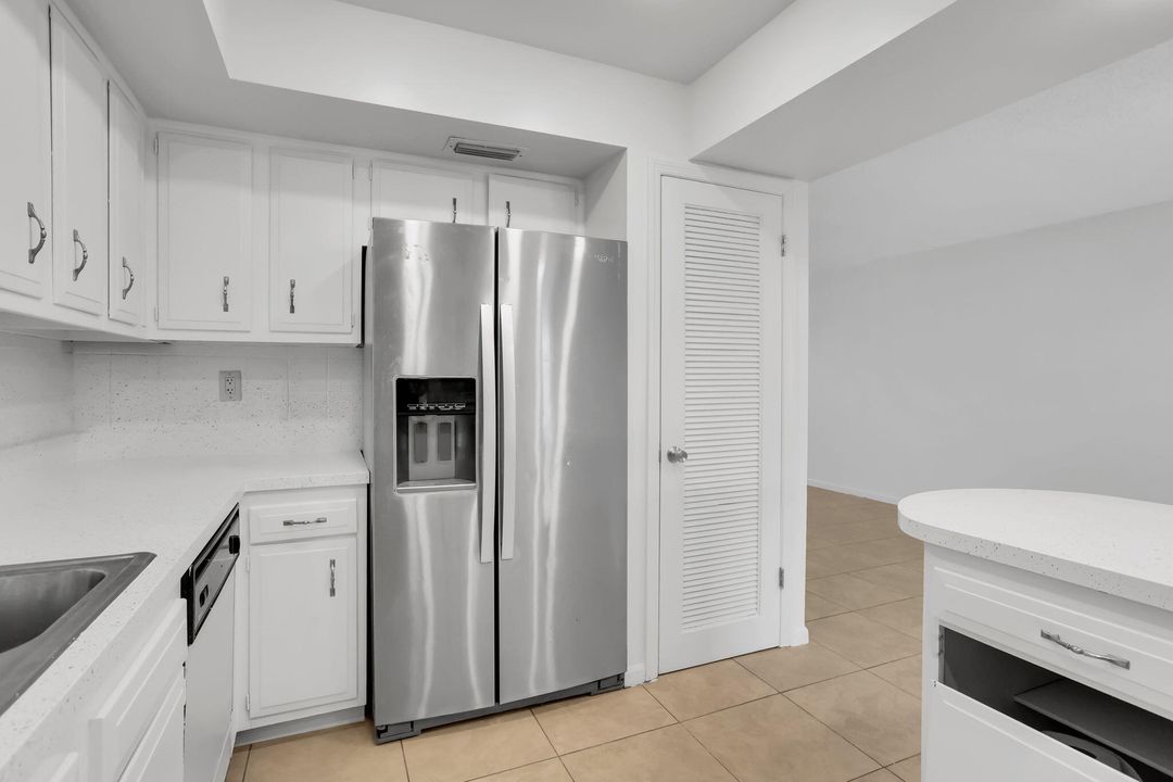 For Rent: $2,750 (2 beds, 2 baths, 2088 Square Feet)
